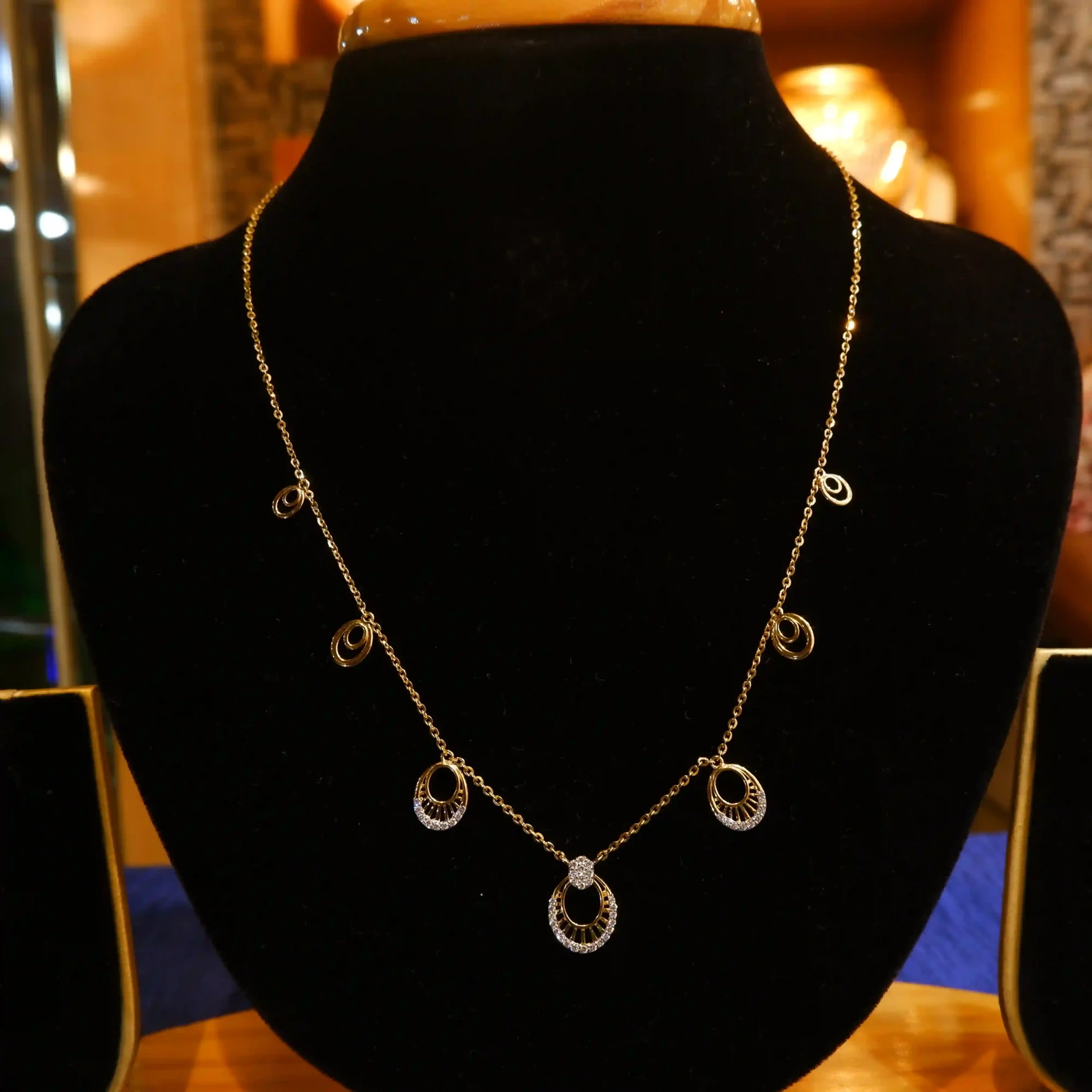 Diamond Stylish Chian